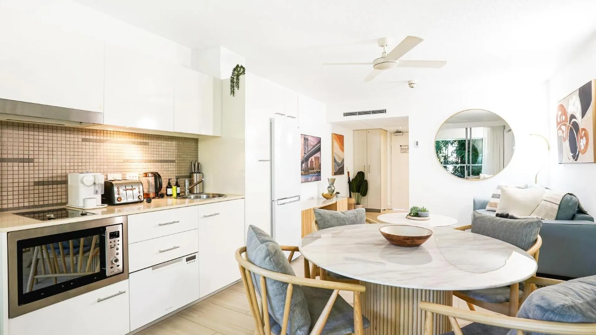 Hotel Drift 4204 Beachfront Accomodation Palm Cove 0*,  Australia